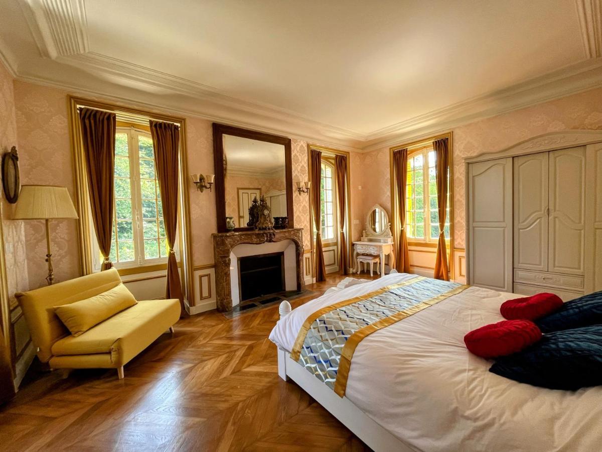 Chateau De Moliens Bagian luar foto